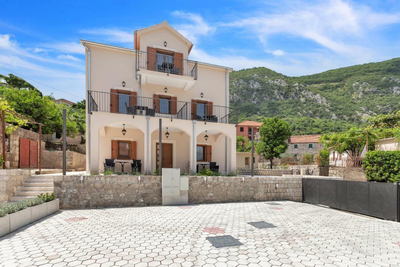 Apartments Mezini 11 Kotor Exteriér fotografie