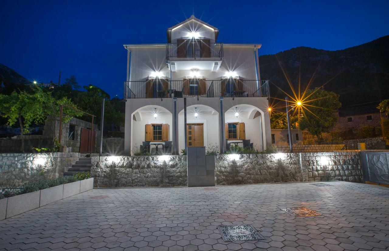 Apartments Mezini 11 Kotor Exteriér fotografie